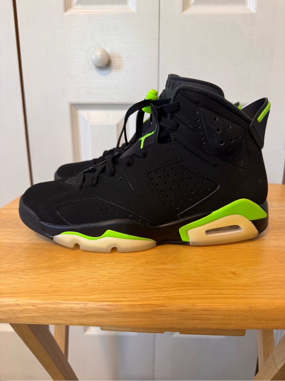 Mens Air Jordan Retro 6 Black Electric Green High-Top Athletic Sneakers Size 8 - Picture 9 of 15